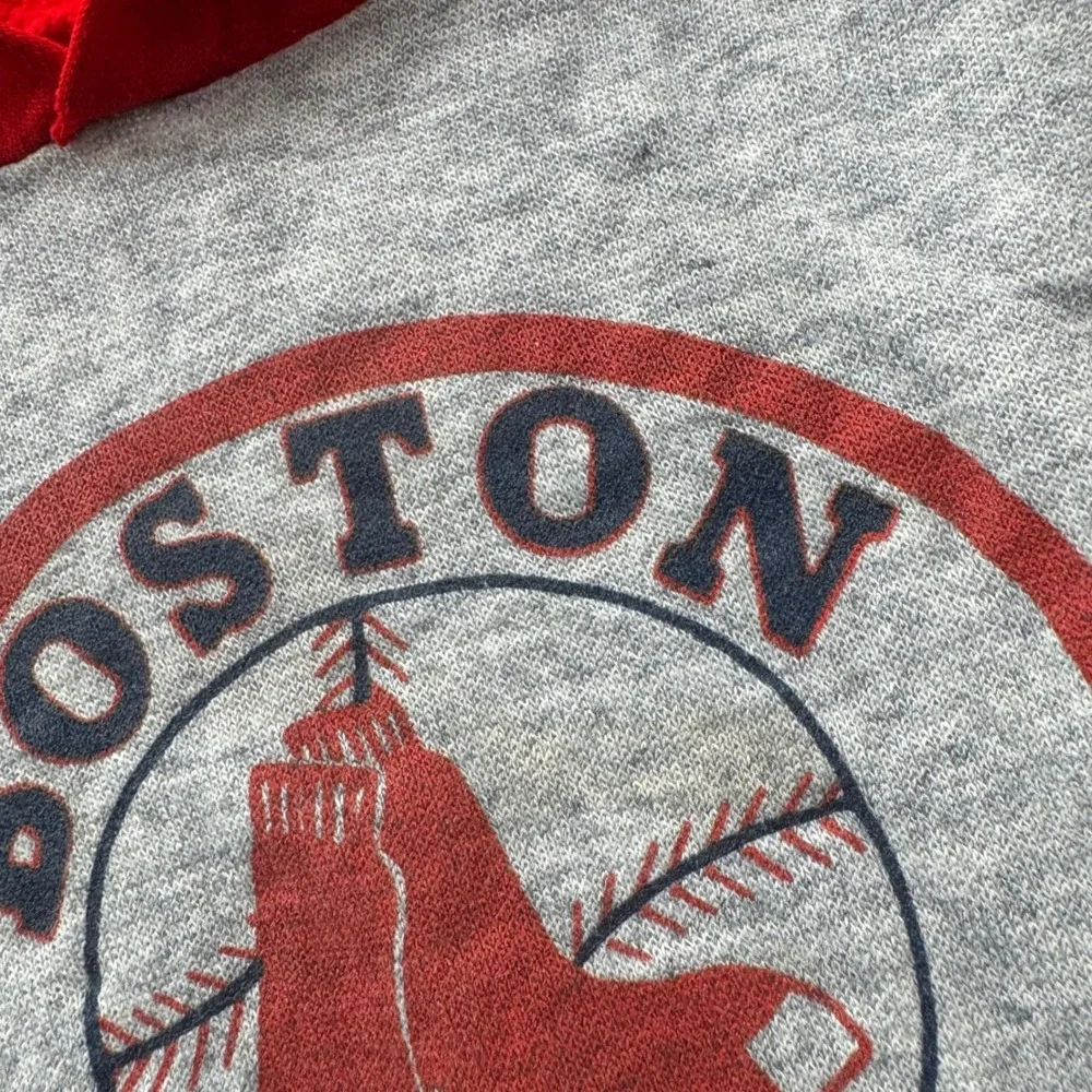 Vintage Boston Red Sox Youth Hoodie Gray Red Raglan Striped Sleeve Sweatshirt